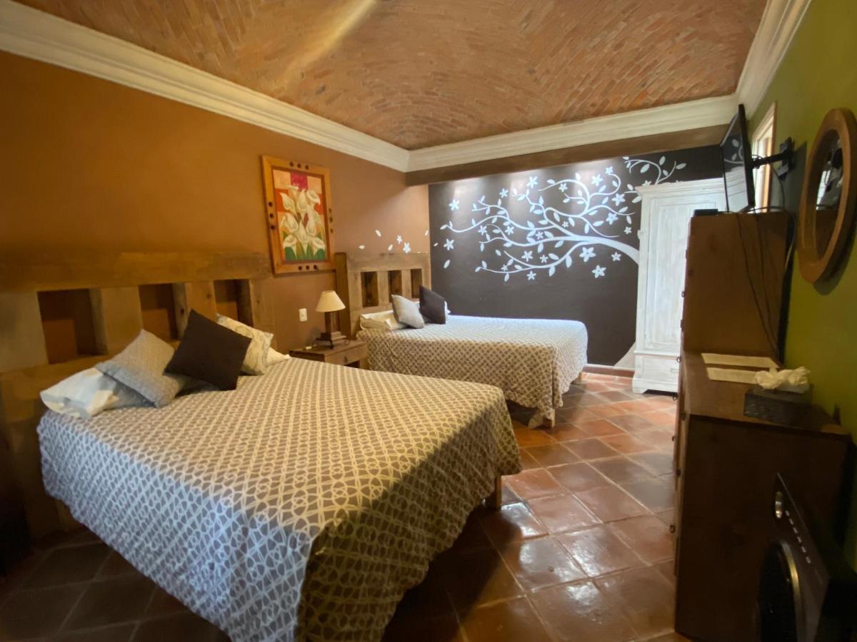 Hotel Ana Catalina And Suites Сан-Міґель-де-Альєнде Екстер'єр фото